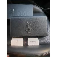 ราคา ysl clutch bag 11" สีดำ ไซด์ใหญ่ สภาพดี แท้100% (14549458948)