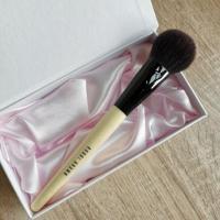 ราคา (ส่งต่อ)​ แปรง​ BOBBI​ BROWN​ รุ่น​ blush brush (5615420242)