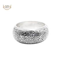 ราคา กำไลถมเงินแท้ทรงกลมลายดอกพิกุล (29426025082)