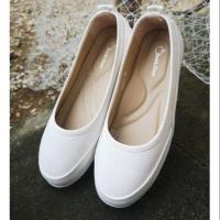 ราคา รองเท้าสีขาว​ รองเท้า​พยาบาล​ (2777807992)