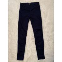 ราคา H&M กางเกงยีนส์ สกินนี่ ขายาว สีกรม มือสอง (5570267794)