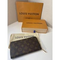 ราคา พร้อมส่ง ของแท้ LV MNG Zippy Wallet (7170415517)