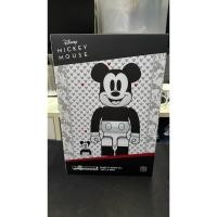 ราคา Bearbrick Mickey Mouse Black&White 100% and 400% ของใหม่ ยังไม่แกะซีล (26336085655)