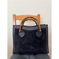 ราคา Gucci Bamboo หนัง Suede สีน้ำเงิน มือสอง ของแท้ (40600597902)