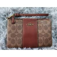 ราคา กระเป๋าคล้องมือ Coach แท้ สีน้ำตาล (40259201207)