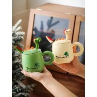 ราคา แก้วเซรามิค แก้วกาแฟ ถ้วยไดโนเสาร์แก้วเซรามิกพร้อมฝาปิดช้อนเด็กดื่มถ้วยของขวัญวันเกิดสร้างสรรค์สําหรับเด็กหนุ่มๆสาวๆครู (27891960497)