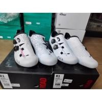 ราคา รองเท้า เสือหมอบ FIZIK R1 boa man พื้นคาร์บอน (2088025144)