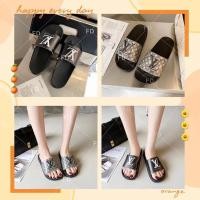 ราคา ถูกและดี‼️✨The New1:1LVรองเท้ากันเหม็น รองเท้าแตะลำลองใส่ได้ทั้งผู้หญิงและผู้ชาย(แนะนำให้ซื้อเพิ่ม1เบอร์) (7993787846)