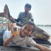 ราคา หัวเชื้อตกปลาบึก และ ปลาสวาย สูตรเข้มข้น (18551879183)