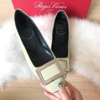ราคา รองเท้าRoger Vivier size37 made in Italy Authentic% หนังแก้วสีเขียวพาสเทลอ่อน ใส่แล้วน่ารักมาก (1615997778)