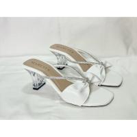 ราคา รองเท้าส้นสูงแฟชั่น มือสอง size 39 (28954730683)