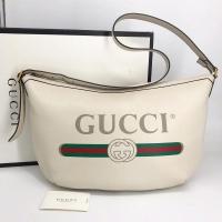 ราคา Gucci Print Haft-Moon Hobo bag ( Very Good ) (6848737642)