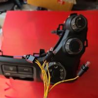 ราคา หลอดไฟส่องสว่างสวิทช์เปิดปิดแอร์ Honda Jazz 08 1 ชุดมี 4 หลอดของใหม่แท้ เปลี่ยนครั้งหนึ่งใช้ได้นานครับ (42708316942)