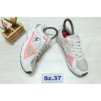 ราคา รองเท้า lecoq (848734174)