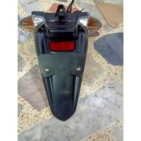 ราคา บังโคลนหลัง พร้อมไฟเลี้ยวและไฟส่องป้าย Honda PCX 150 ปี 2012-2014 สินค้ามือสอง (20086437196)