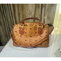 ราคา หมอน MCM 10 นิ้วแท้มือสอง (25284335346)