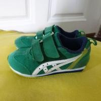 ราคา Kid Shoe asics ของแท้ (4231823157)