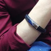 ราคา ข้อมือหนังแท้ สลักชื่อฟรี (439219171)