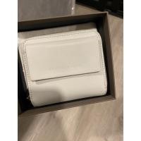 ราคา กระเป๋าสตางค์ผู้หญิงใบสั้น Charles&Keith (21939115473)