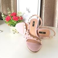 ราคา รองเท้าส้นสูงlyn แท้ ของใหม่แต่ใส่พื้นเพิ่มกันลื่น (4206902972)