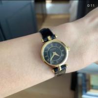ราคา (นาฬิกาวินเทจ Gucci ของแท้ 100%) Gucci 2040L Vintage Ladies size หน้าปัดดำขอบทอง 24mm (5741839630)