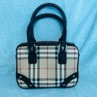 ราคา กระเป๋าถือ Burberry มือสองของแท้ (2744716287)