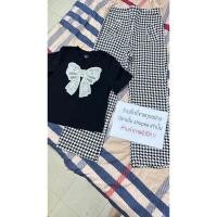 ราคา เซทเสื้อยืดสีดำแขนสั้นแต่งโบว์กับกางเกงขายาวลายสก๊อตสีขาวดำป้ายNannapat (28654732407)