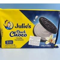 ราคา Julie's Dark Choco Vanilla Sandwich ขนมปังกรอบช็อกโกแลตสอดไส้ครีมวานิลลา ปริมาณสุทธิ 120 กรัม (26432207934)