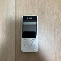 ราคา Used SONY Walkman สีขาว SONY Walkman "Anti-theft measures" (42368023449)