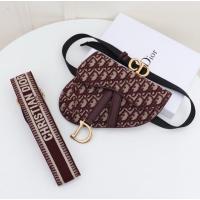 ราคา Like new Dior Saddle Flat Belt Pouch แท้% (4774798844)