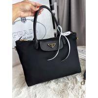 ราคา PRADA Nylon | ปี21 (11.5”)สีดำ (1BA106) รุ่นใหม่ฝาล่าง สายสปอร์ตสวย (26620383299)