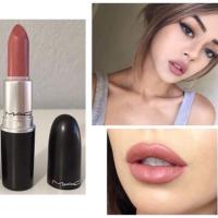 ราคา (แท้%) MAC SATIN LIPSTICK - BRAVE (104995000)