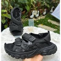 ราคา BALEN CIAGA TRACK SANDAL BLACK Sz.39 มือสองแบรนด์แท้ (26424210647)