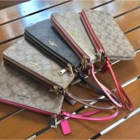 ราคา กระเป๋าคล้องมือ 2 zip L coach (1238251674)