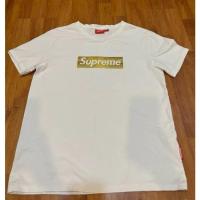 ราคา เสื้อยืด คอกลม สีขาว กลิตเตอร์นูนสีทอง Supreme ไซส์ M 40/25.5"สภาพดี (25520568181)