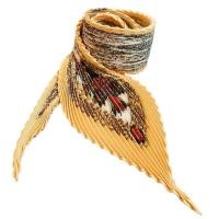 ราคา Hermes unused decoupage pleated curry 90 silk scarf Direct from Japan Secondhand (29704422749)