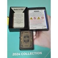 ราคา zippo 46483 zippo 1932 design สีดำลายแบบเลเซอร์ถึงเนื้อทองเหลือง รูปไพ่ zippo (27616561802)