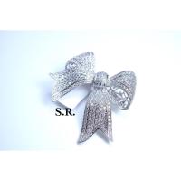 ราคา เข็มกลัดทองคำขาวโบว์เพชร เม็ดละ 0.02 กะรัต เพชรน้ำ 100 ขาววสวยไฟดีน้ำ พร้อมใบรับรองสินค้าเคลือบทองคำขาวแท้ 100% (26789823264)