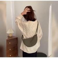 ราคา [ส่งต่อ] OEM จีน อันเดียวกับUniqlo สีมะกอกเขียว กระเป๋าสะพายไหล่ กระเป๋าถือ ผ้าไนล่อน สำหรับผู้หญิง และนักเรียน (26725460605)