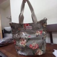 ราคา กระเป๋าสะพายแบรนด์แท้มือสอง (25719833525)