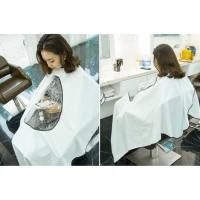 ราคา ผ้าคลุมตัดผม มีช่องหน้าต่างใสตรงกลาง สีขาว กันเปื้อนในขณะตัด ทำสีผม ง่ายต่อการใช้งาน ผ้าคลุมตัดผม ช่างตัดผม อุปกรณ์ทำผม (23679911086)