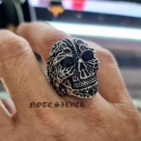 ราคา แหวน หัวกะโหลกฝังตานิล Sterling Silver 925 NSRG1359 (28222439298)