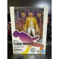 ราคา S.H.Figuarts SHF. Freddie Mercury (27470649091)