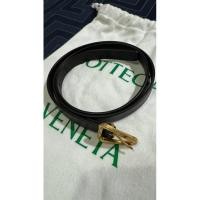 ราคา bottega veneta grasp belt in brown size 75 (23461790005)
