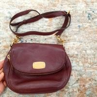 ราคา Preloved MICHAEL Michael Kors Leather Bedford Crossbody Bag Mini (19384814055)