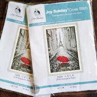 ราคา ชุดปักครอสติช 14CT ลายร่มแดงหน้าหอไอเฟล (Romantic Paris 14CT Cross Stitch Kit) (4342259875)