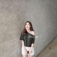 ราคา ส่งต่อ เสื้อปาดไหล่ Leena olive green จากร้าน shuuxme (new) (4302976064)