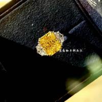 ราคา แหวนแต่งงานหรูหราดีไซน์เจ้าหญิง ขนาด 4 กะรัต ทำจาก Moissanite สีเหลืองบนวงแหวนทองคำขาว 18K AU750 (43368903005)
