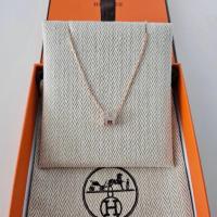 ราคา สร้อยพร้อมจี้ Hermes Necklace รุ่น Pop H Necklace in Maroon RGHW สีมารูนอะไหล่โรสโกลด์ ขนาดไซส์มินิ (27067927938)