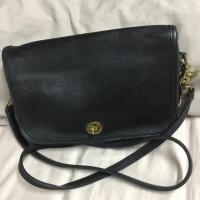 ราคา Coach หนังแท้ สีดำสะพายข้าง (343301386)